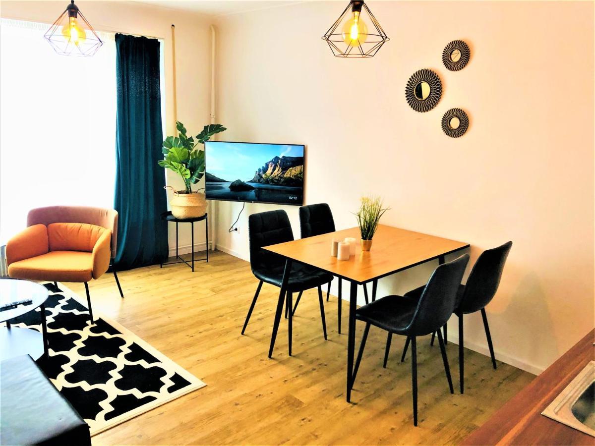 Central-Modern, The Sunshine Near Mtu By Lakescape Fewos FDH Exteriör bild